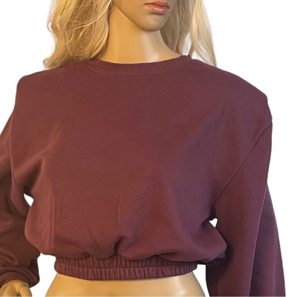 Kendall + Kylie Maroon Cropped Sweatshirt - Picture 2 of 9